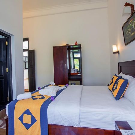 Villa Tissa Beach Resort Уелигама Екстериор снимка