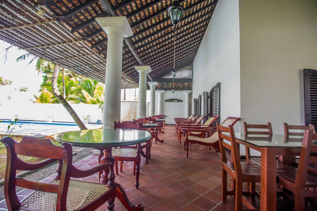 Villa Tissa Beach Resort Уелигама Екстериор снимка
