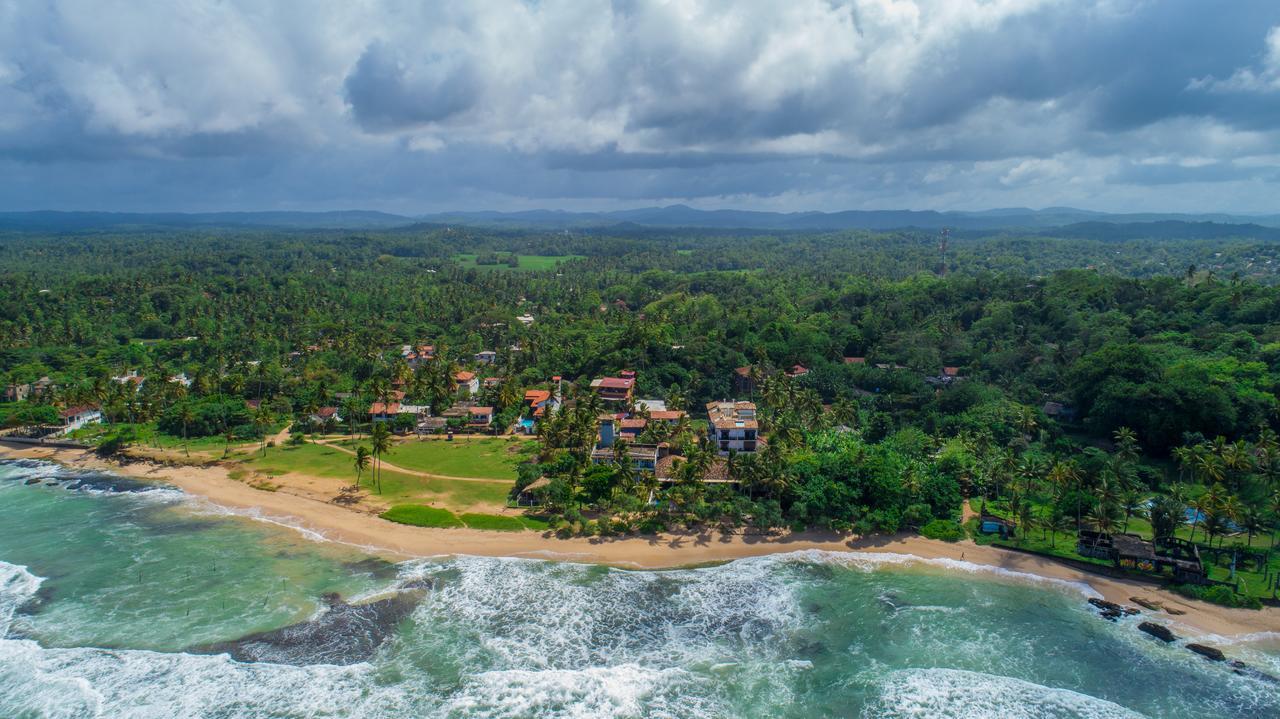 Villa Tissa Beach Resort Уелигама Екстериор снимка